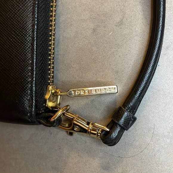 Black Tory Burch zipper wallet clutch - Picture 3 of 4
